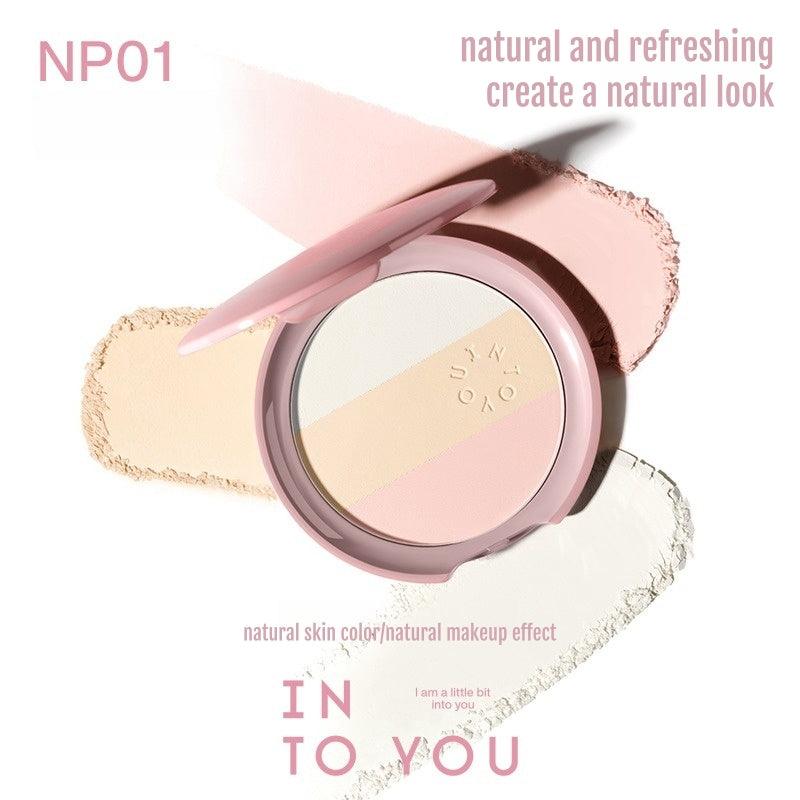Poudre de finition trois couleurs INTO YOU 7 g