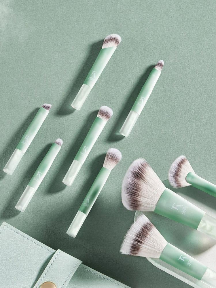 Ensemble de mini pinceaux de maquillage Rownyeon Cloud Inked (9 po) avec sac