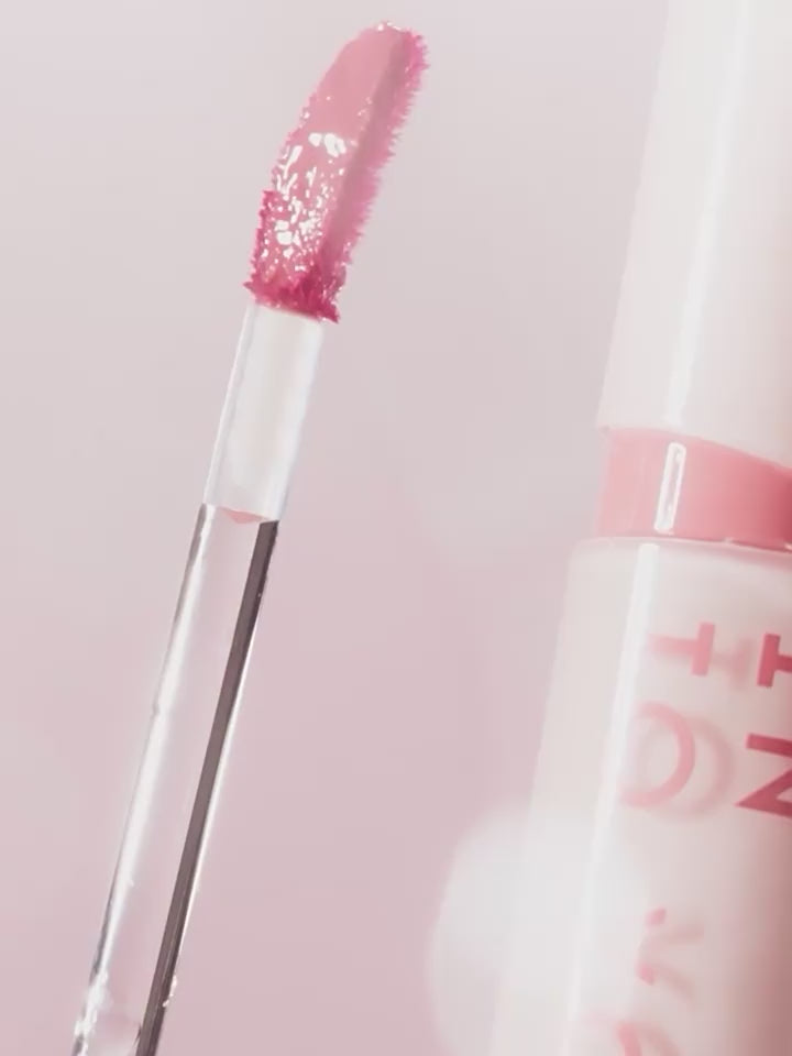 Charger la vidéo : Rouge à lèvres mat INTO YOU Glow Tint n Velvet 2,6 g