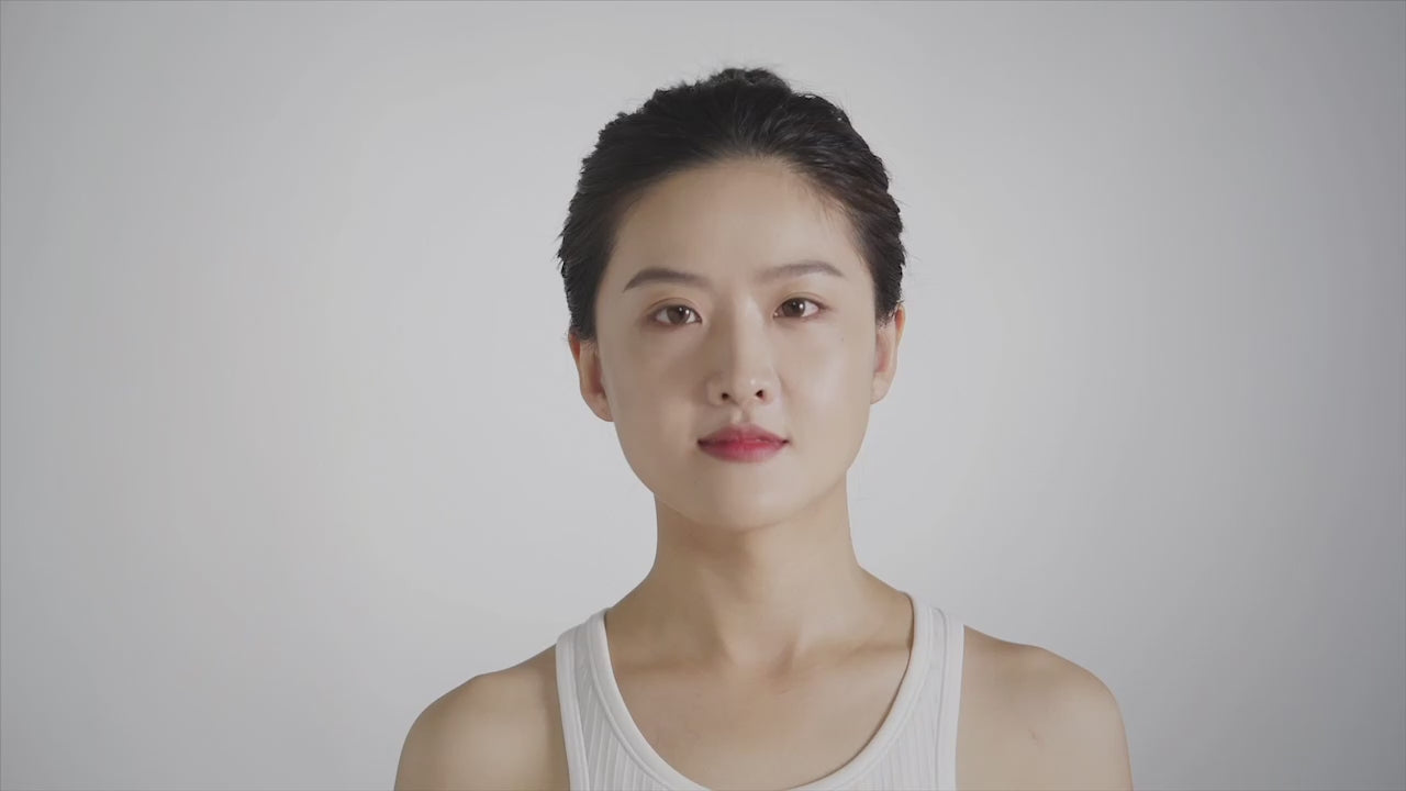 Load video: AFU 11 Seeds Essence Oil for Dry Skin Anti Aging 30ml