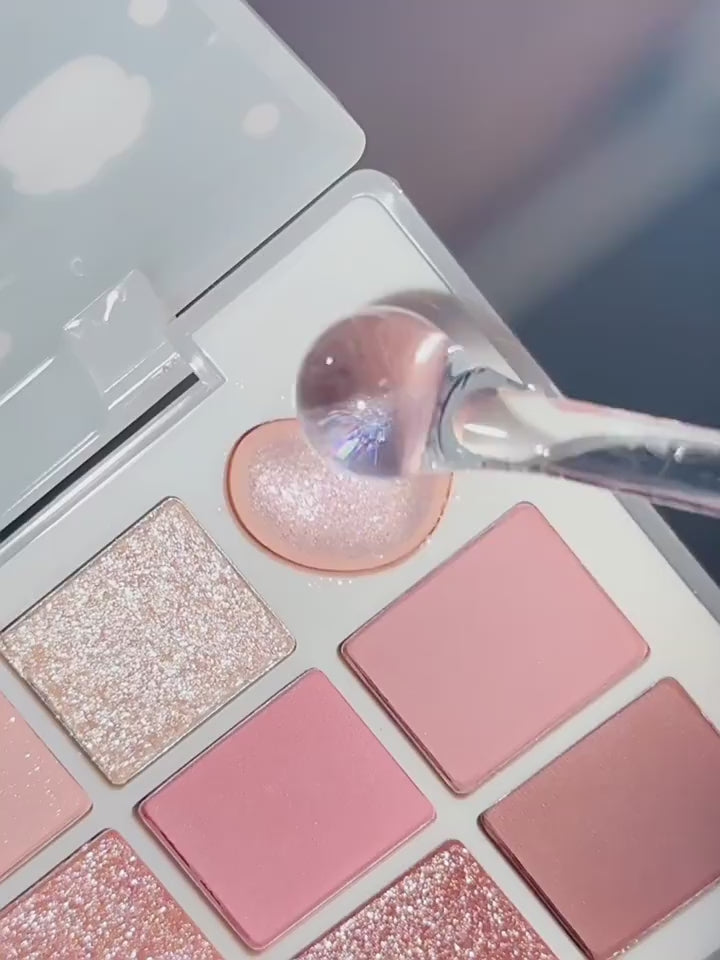 Charger la vidéo : Palette de 12 fards à paupières JILL LEEN GG BOND Pretty 7,2 g